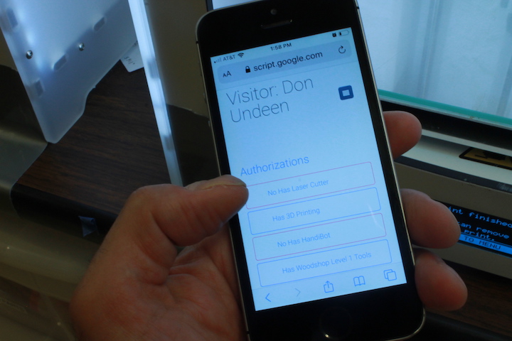 Maker Hub Volunteer App: Managing visitor tool authorizations